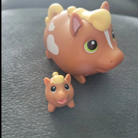 Chubby Puppies & Friends - Mustang Horse - Picture 1 of 1